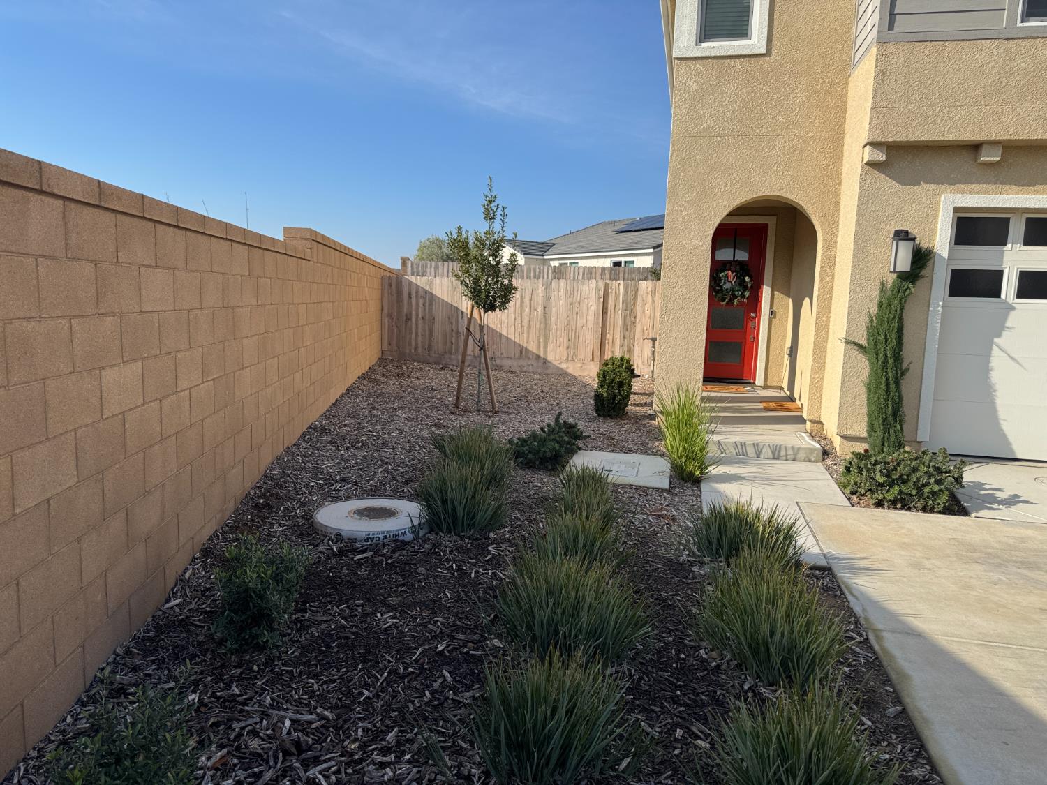 244 Arbor Dr S, Madera, CA 93636