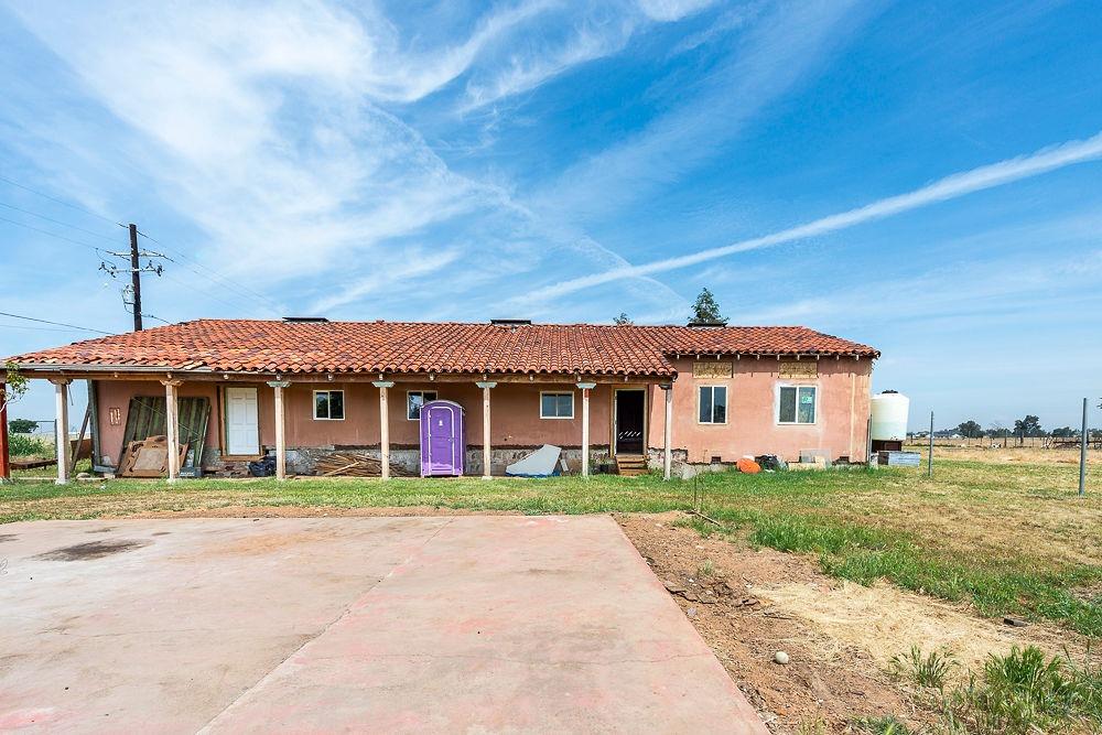 2803 Sharon Blvd, Madera, CA 93638