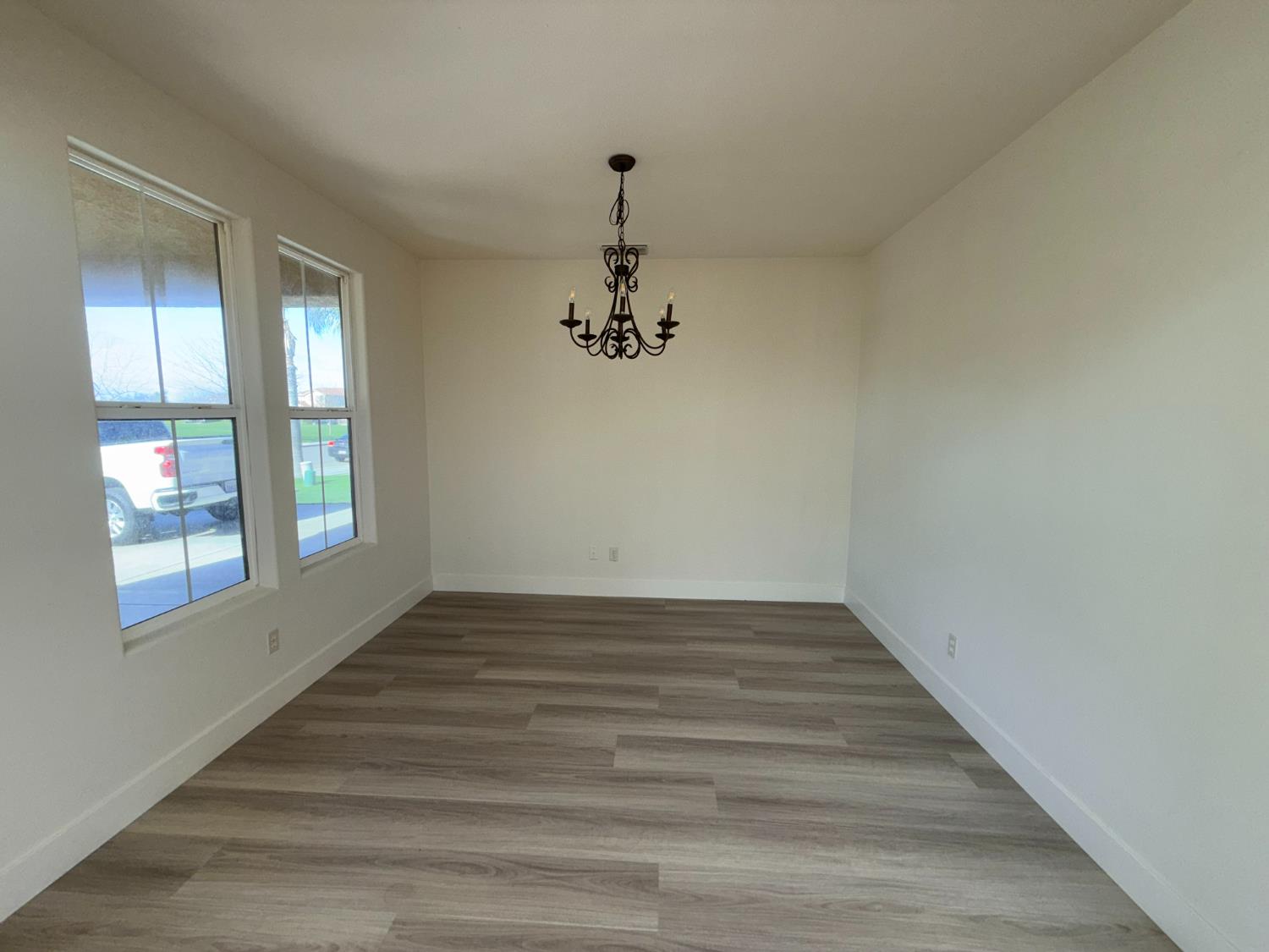 1977 Lemon Ave, Madera, CA 93637