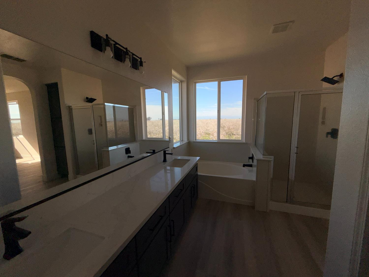 1977 Lemon Ave, Madera, CA 93637