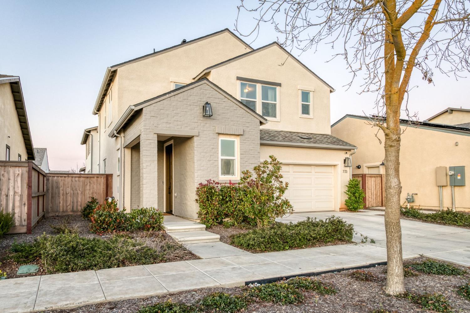 773 Robert Ave, Madera, CA 93636