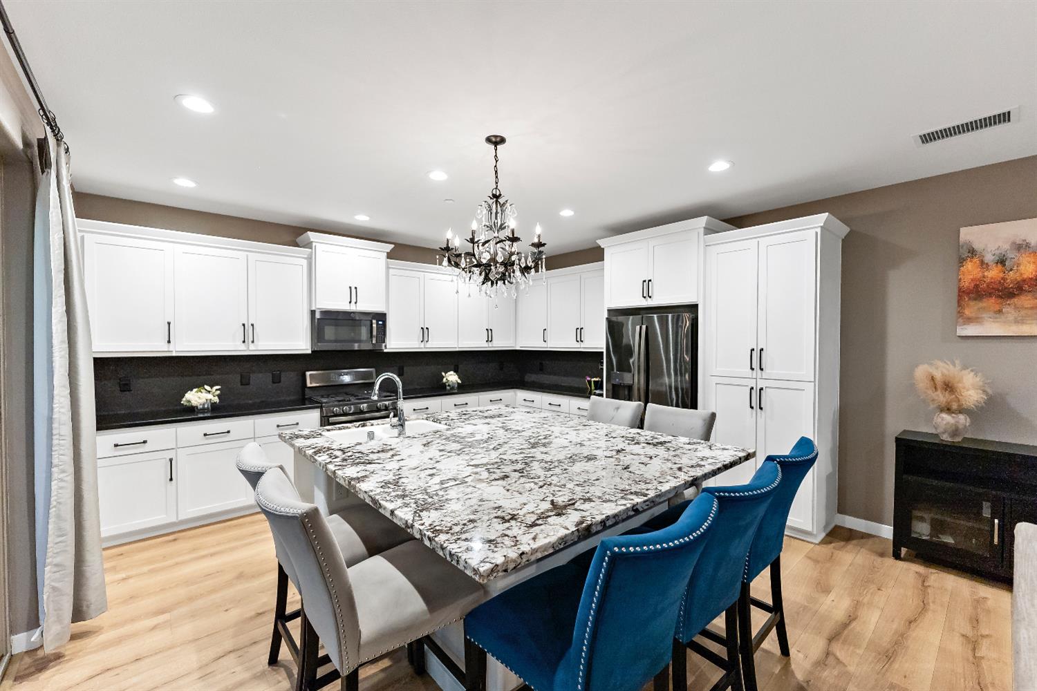 4301 San Miguel Rd, Madera, CA 93636