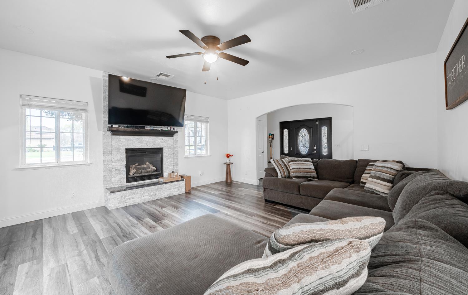 2632 Kimberly Dr, Madera, CA 93637