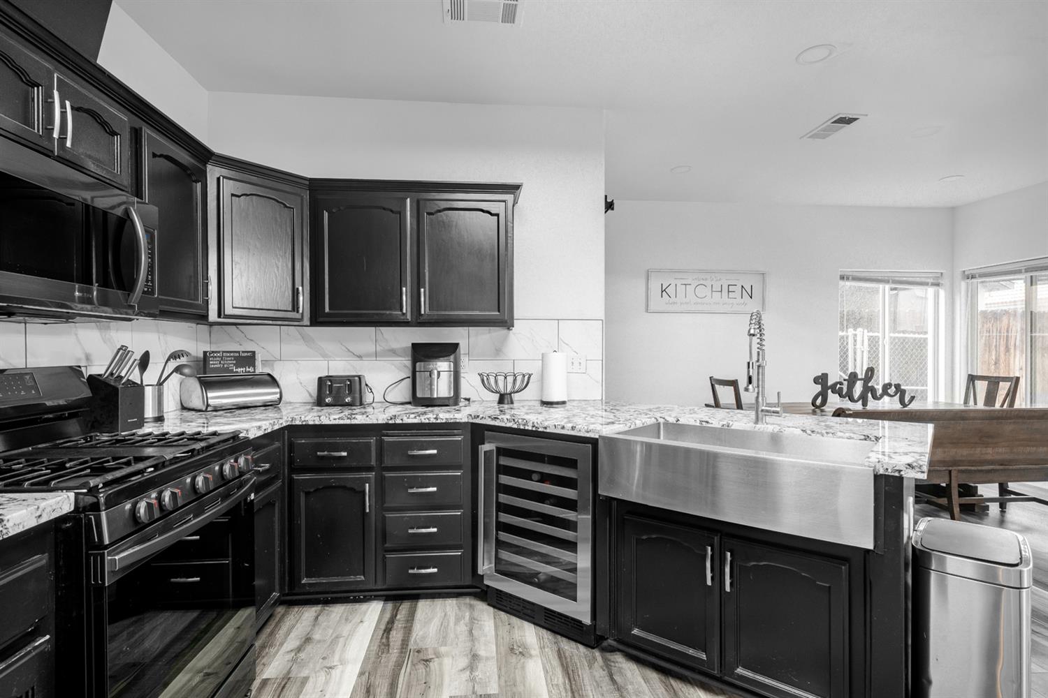 2632 Kimberly Dr, Madera, CA 93637