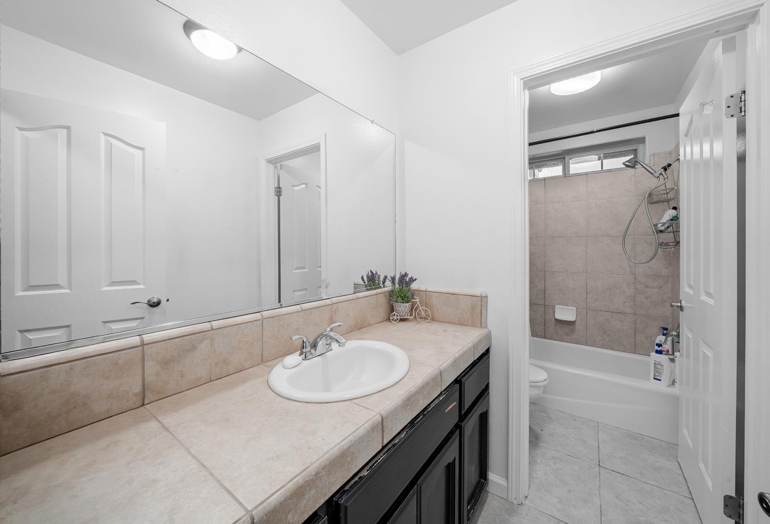 2632 Kimberly Dr, Madera, CA 93637