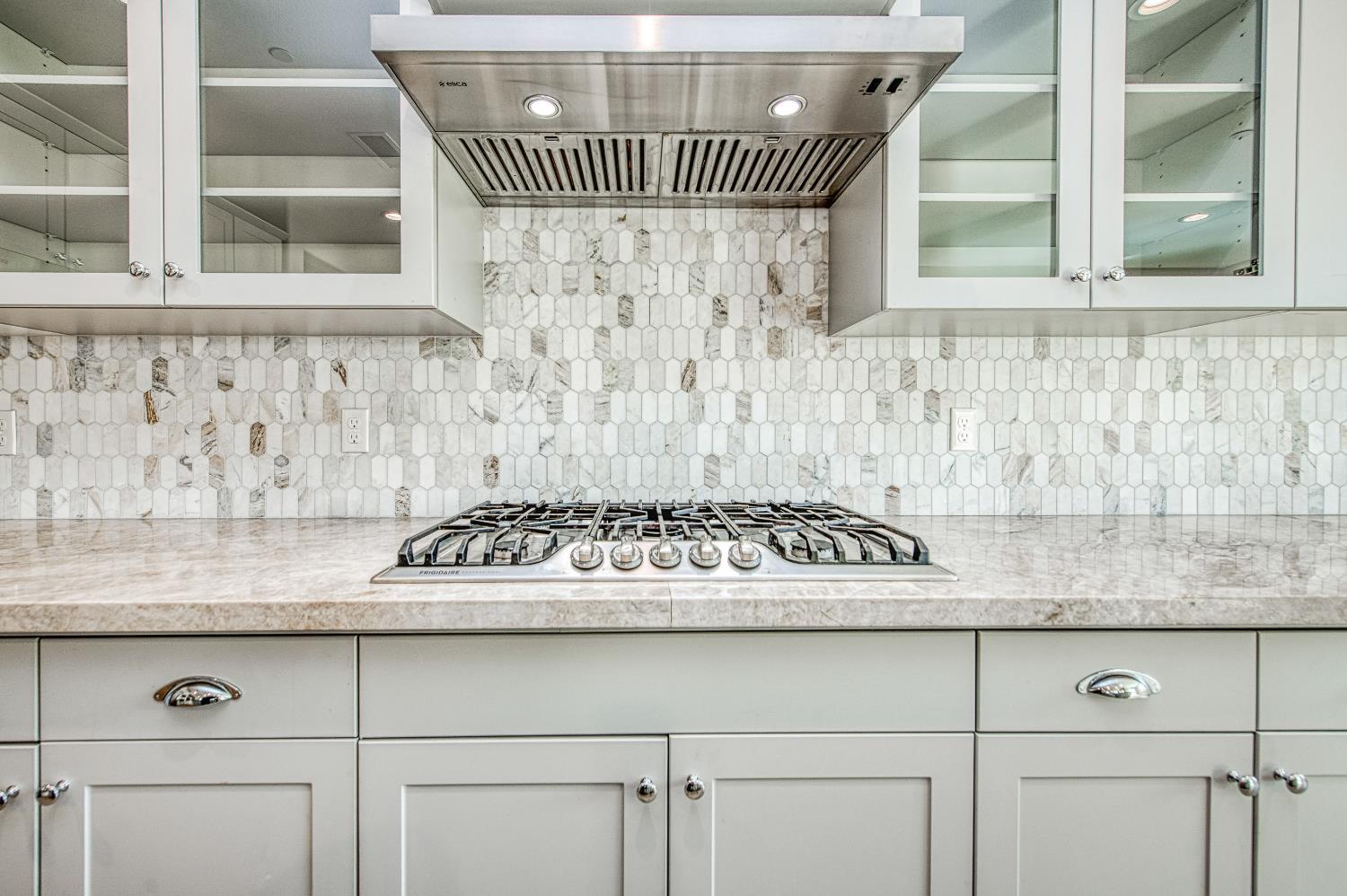 4338 Monarch Pl, Madera, CA 93636