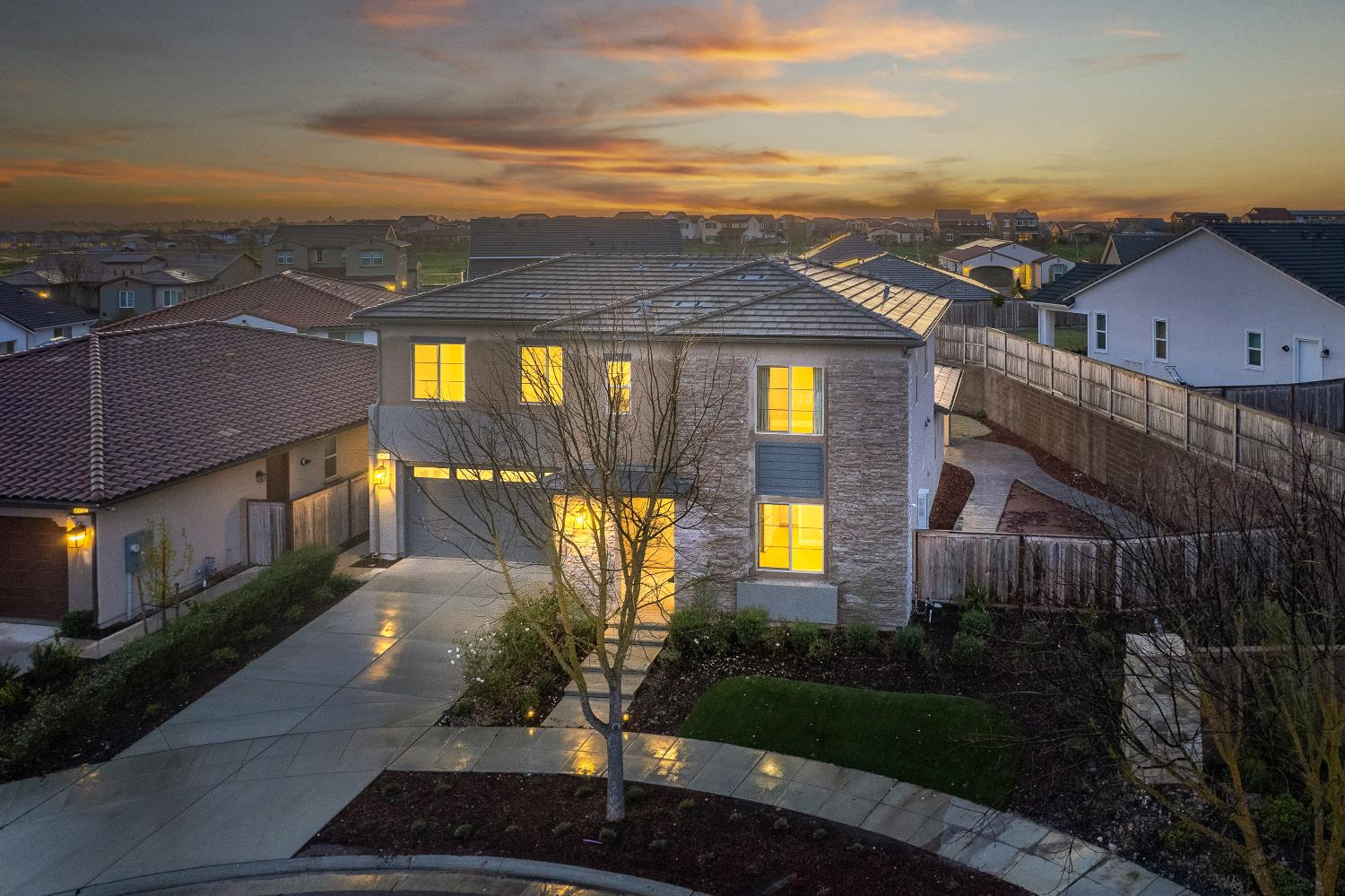 4338 Monarch Pl, Madera, CA 93636