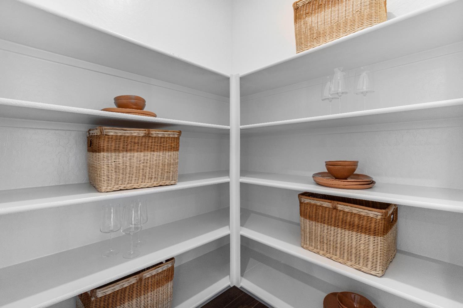 822 Traverse Dr S, Madera, CA 93636