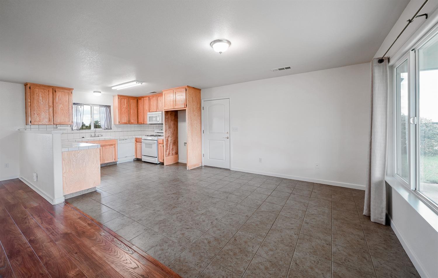 37491 Verde Ave, Madera, CA 93636