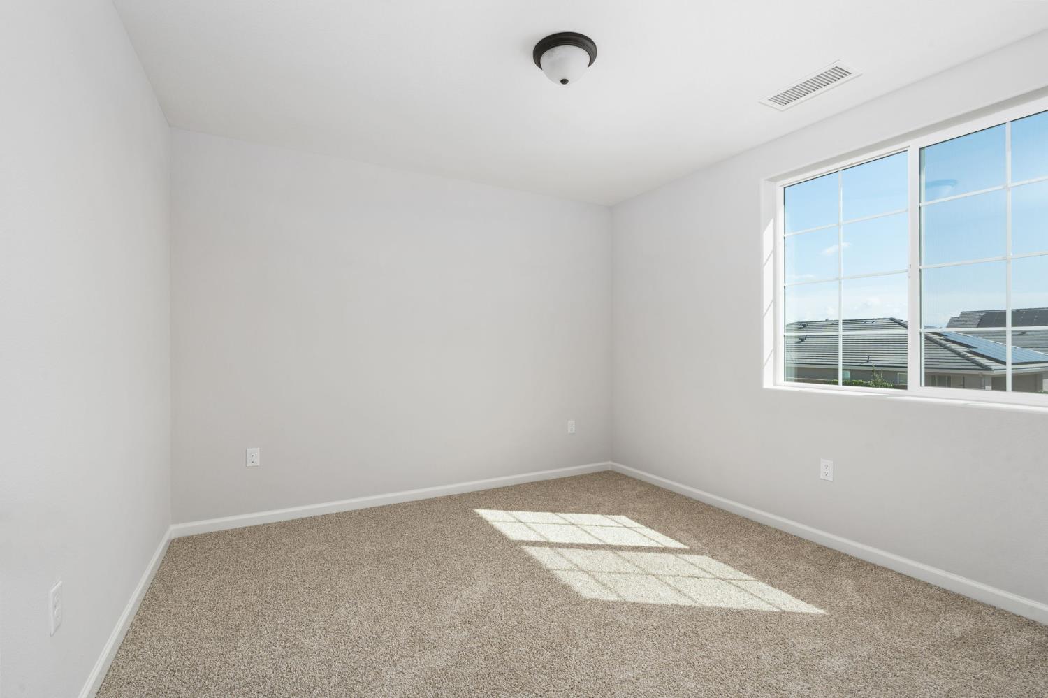 1266 Talus Way S, Madera, CA 93636