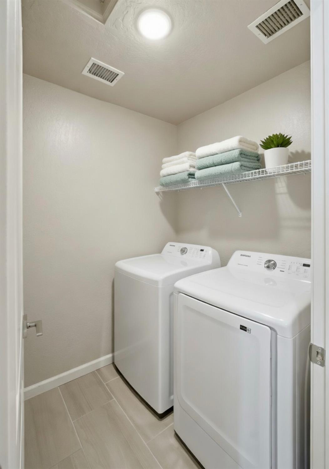 503 Cathedral Ct S, Madera, CA 93636