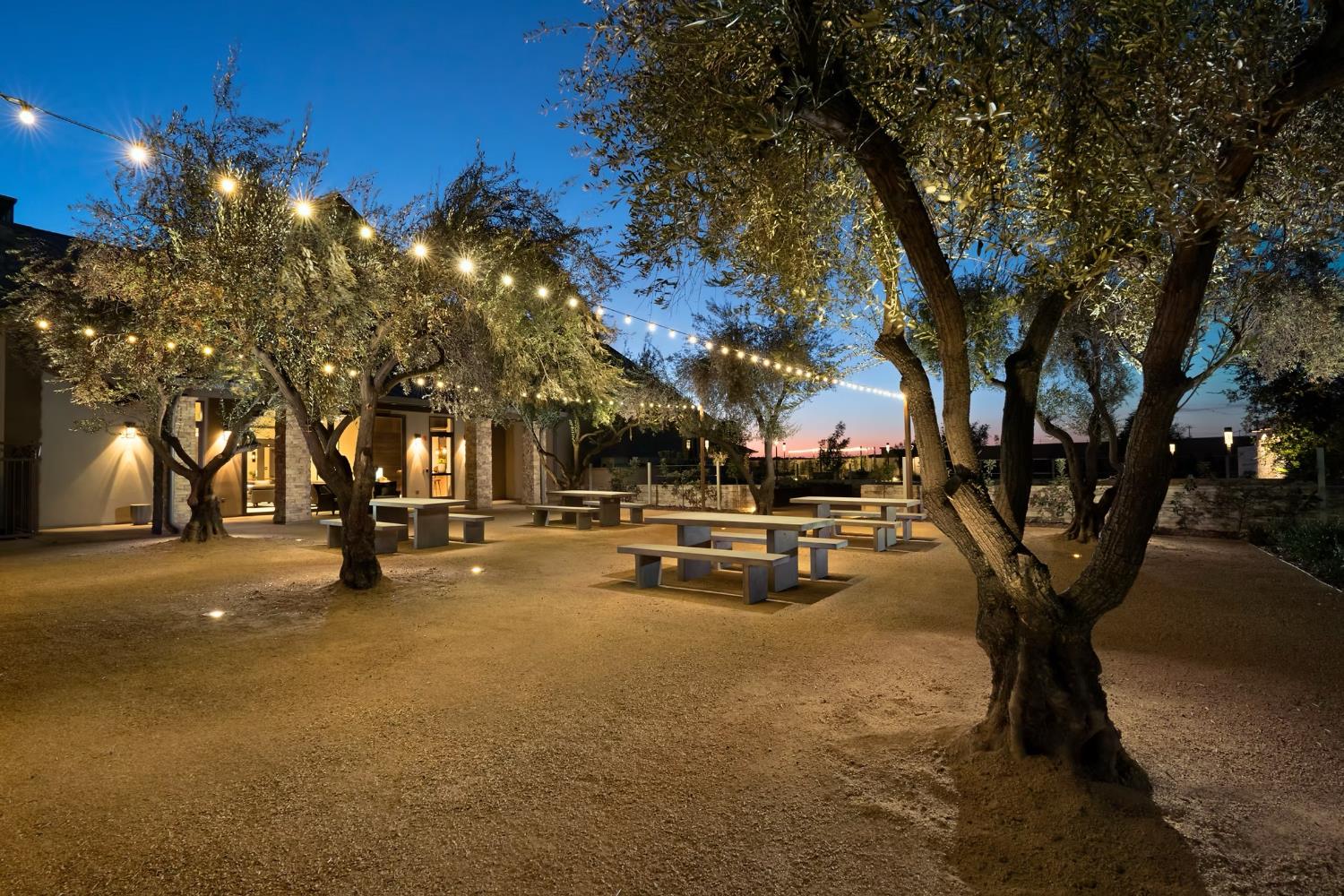 503 Cathedral Ct S, Madera, CA 93636