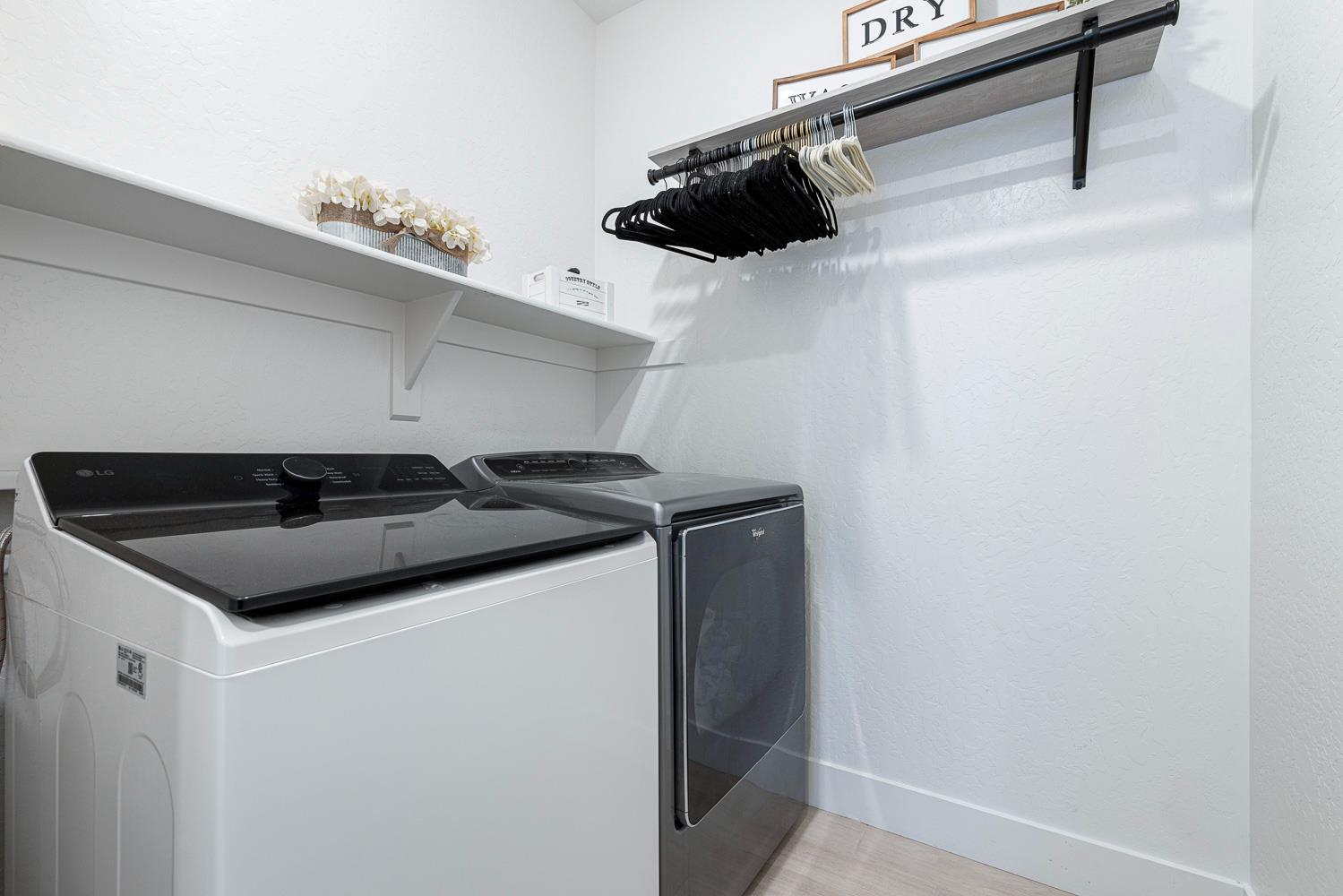 246 Huntington Ave S, Madera, CA 93636