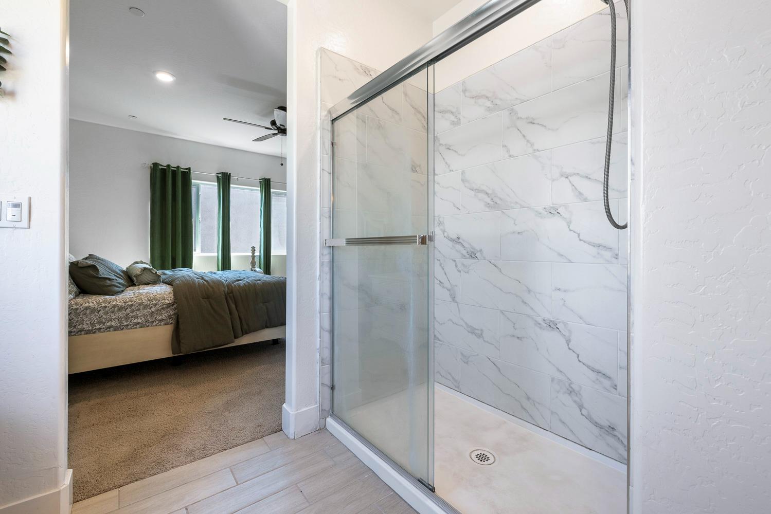 246 Huntington Ave S, Madera, CA 93636