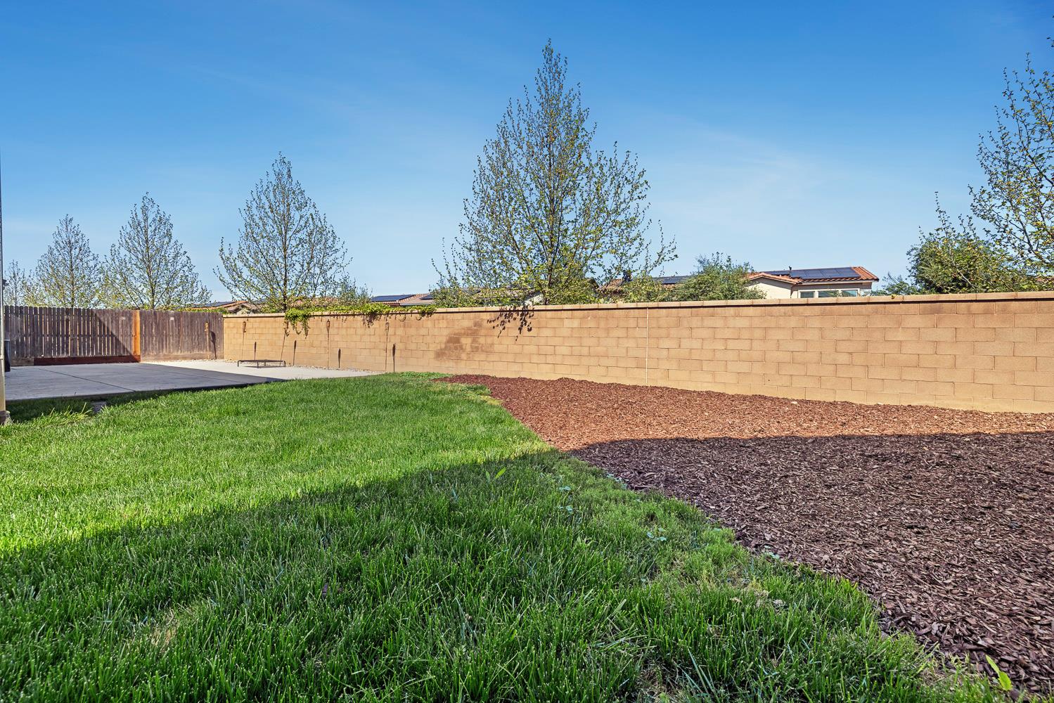 246 Huntington Ave S, Madera, CA 93636