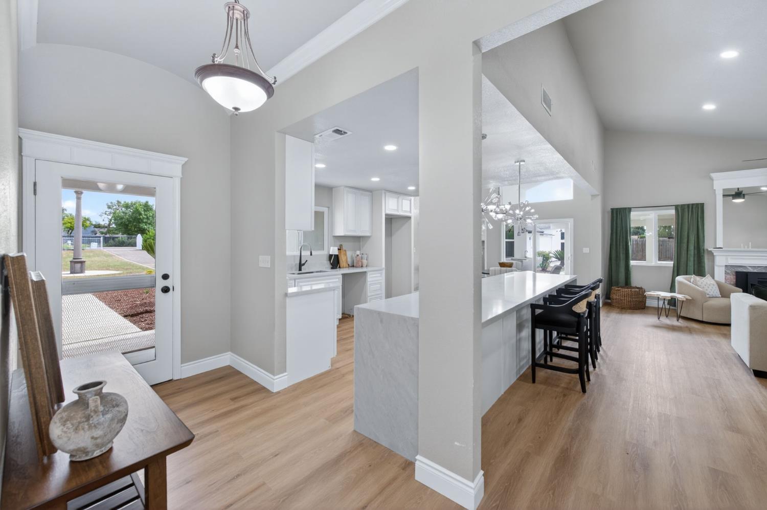 16564 Monreal Rd, Madera, CA 93636