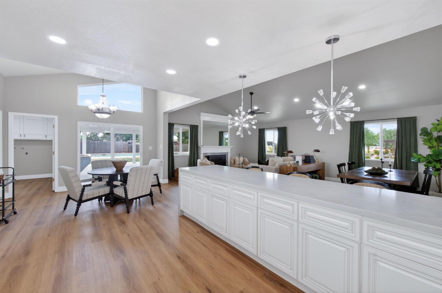 16564 Monreal Rd, Madera, CA 93636