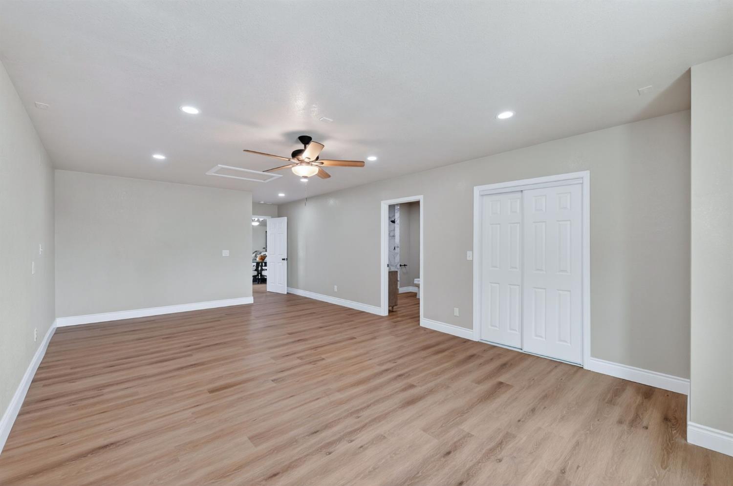 16564 Monreal Rd, Madera, CA 93636