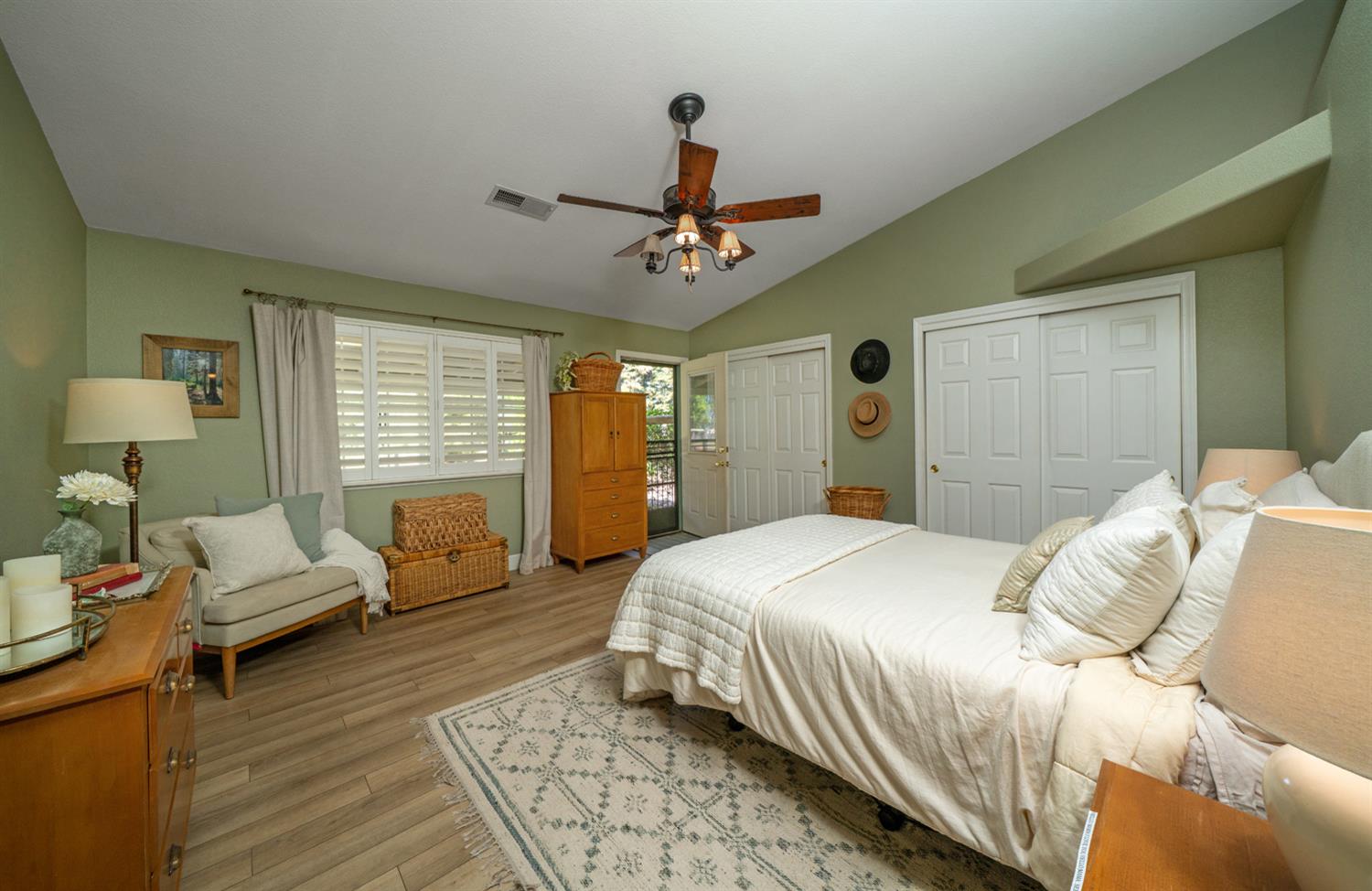 22052 Melrose Ct, Madera, CA 93638