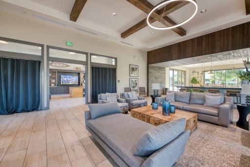 598 Crescent Ln, Madera, CA 93636