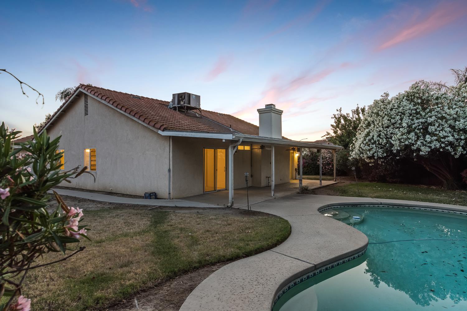 2631 Gamay Ave, Madera, CA 93637