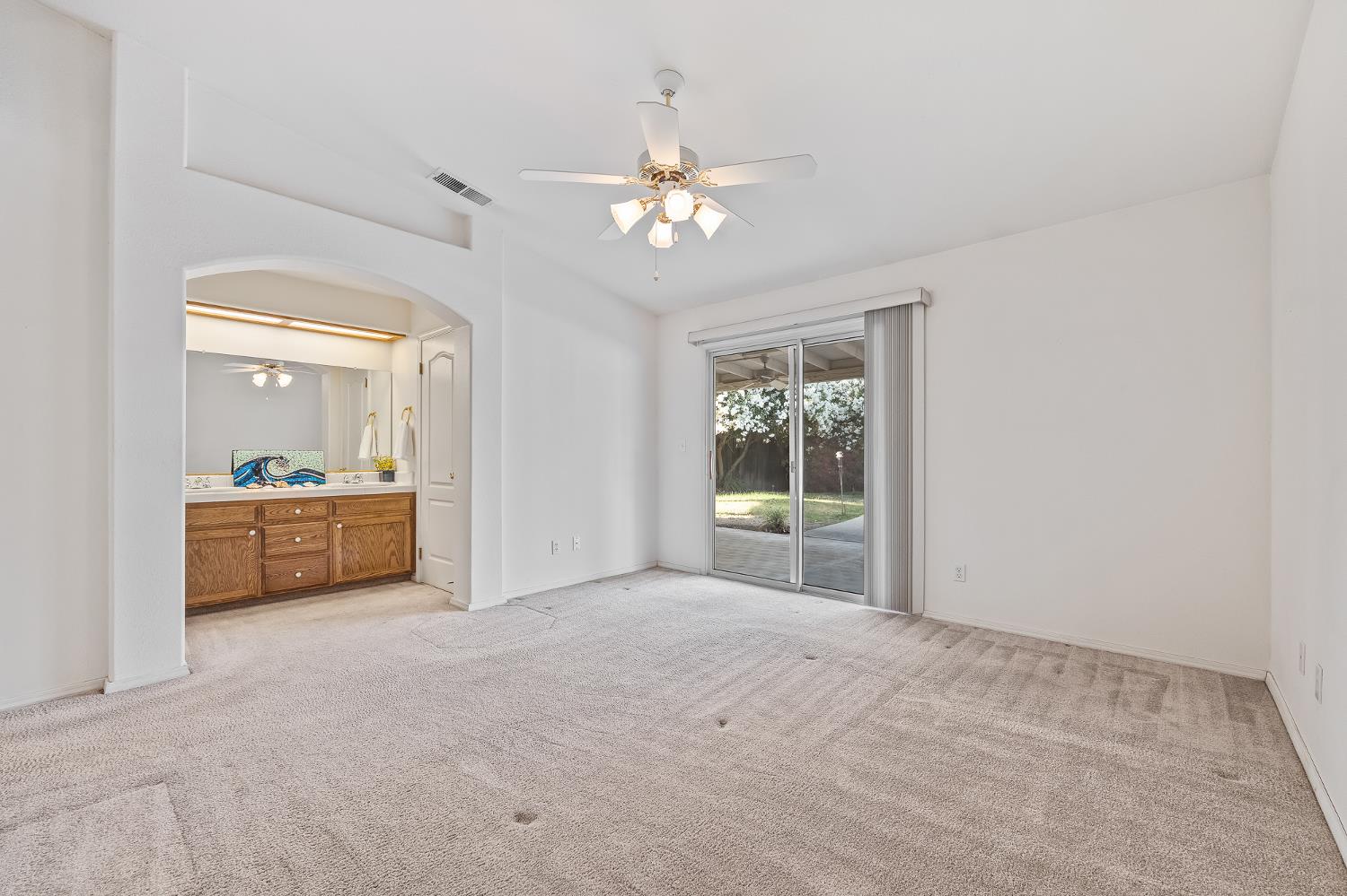 2631 Gamay Ave, Madera, CA 93637