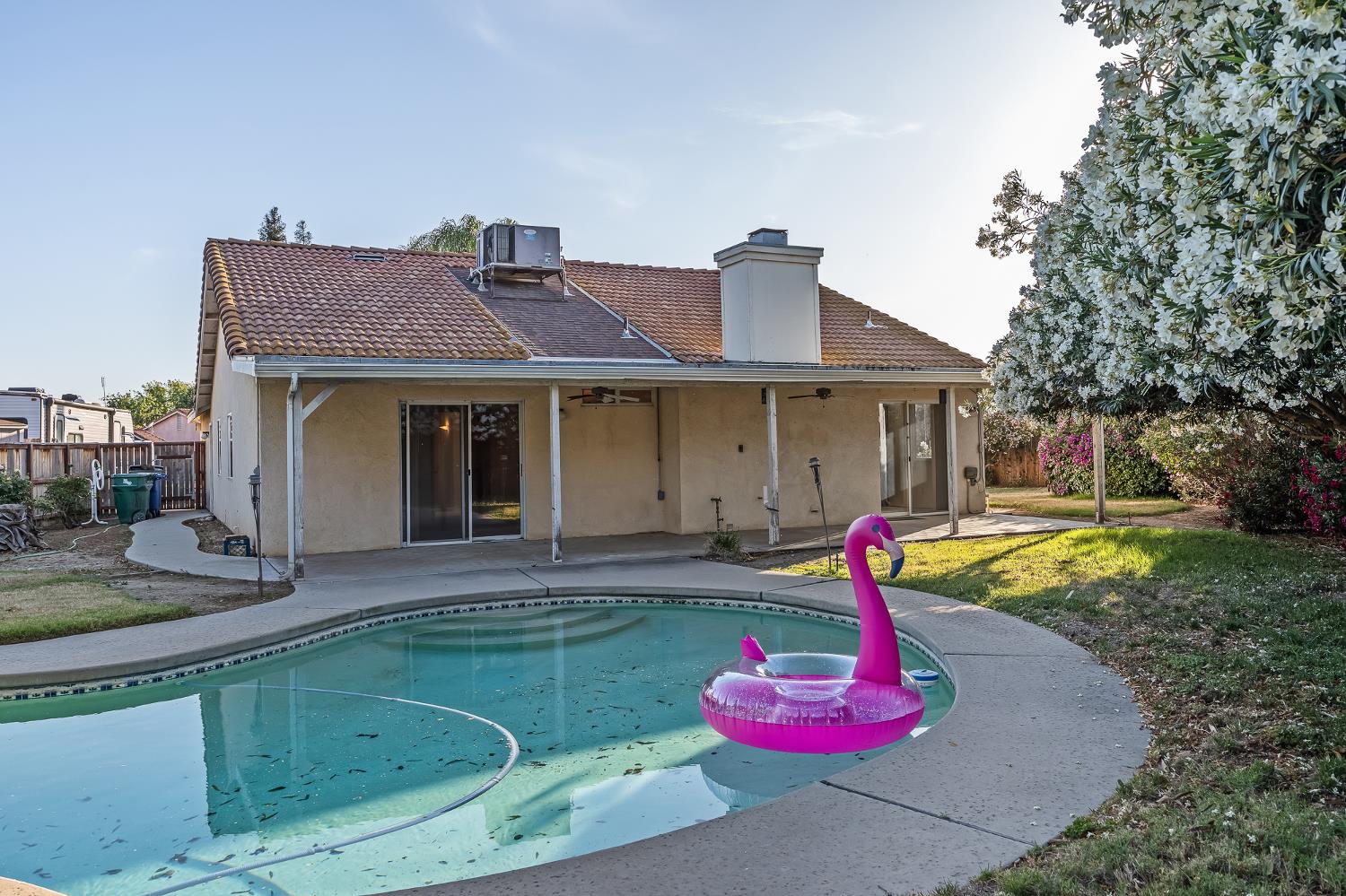 2631 Gamay Ave, Madera, CA 93637