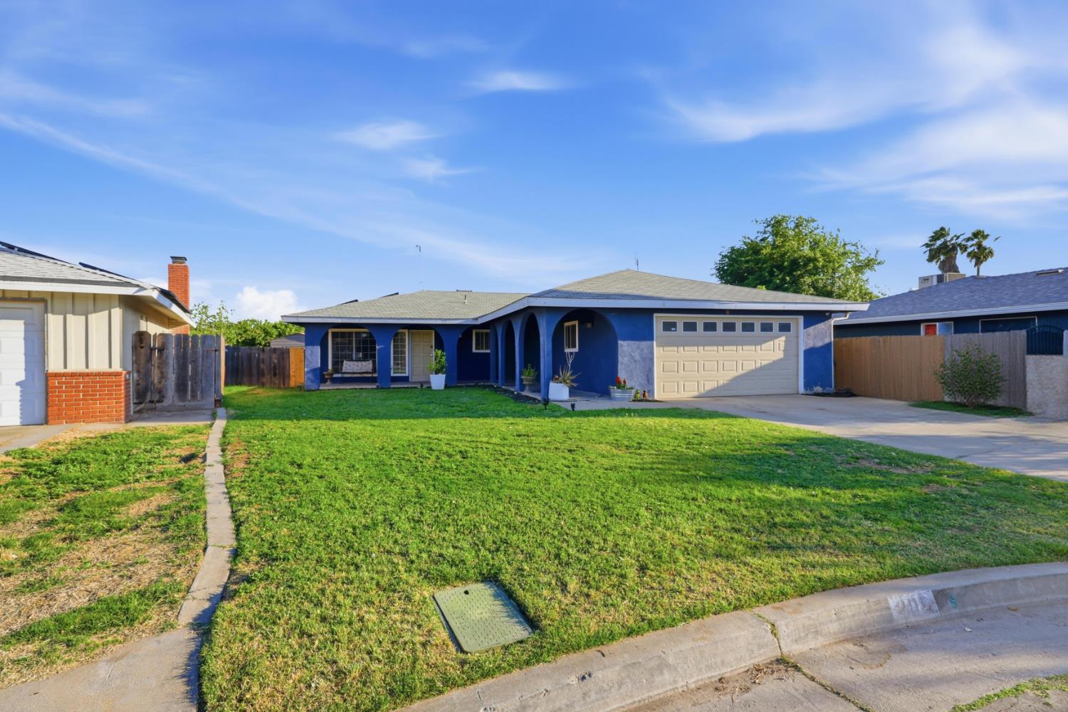 208 De Santi Ave, Madera, CA 93637