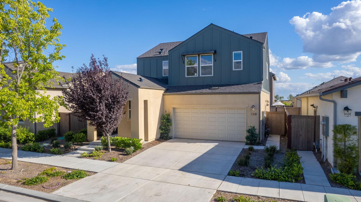 738 Katelyn Ave, Madera, CA 93636