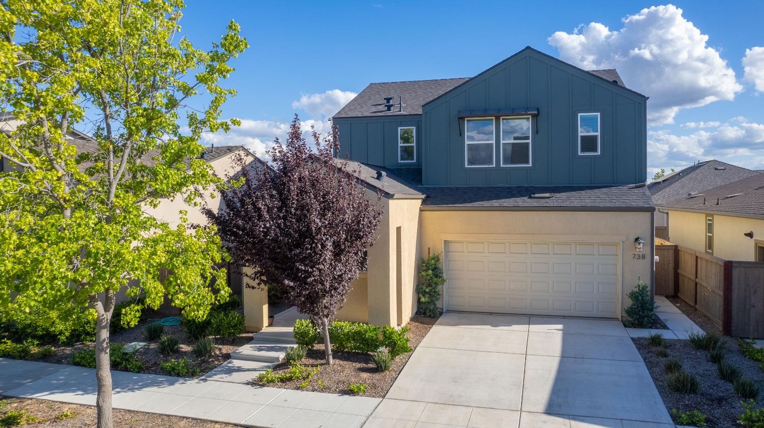 738 Katelyn Ave, Madera, CA 93636