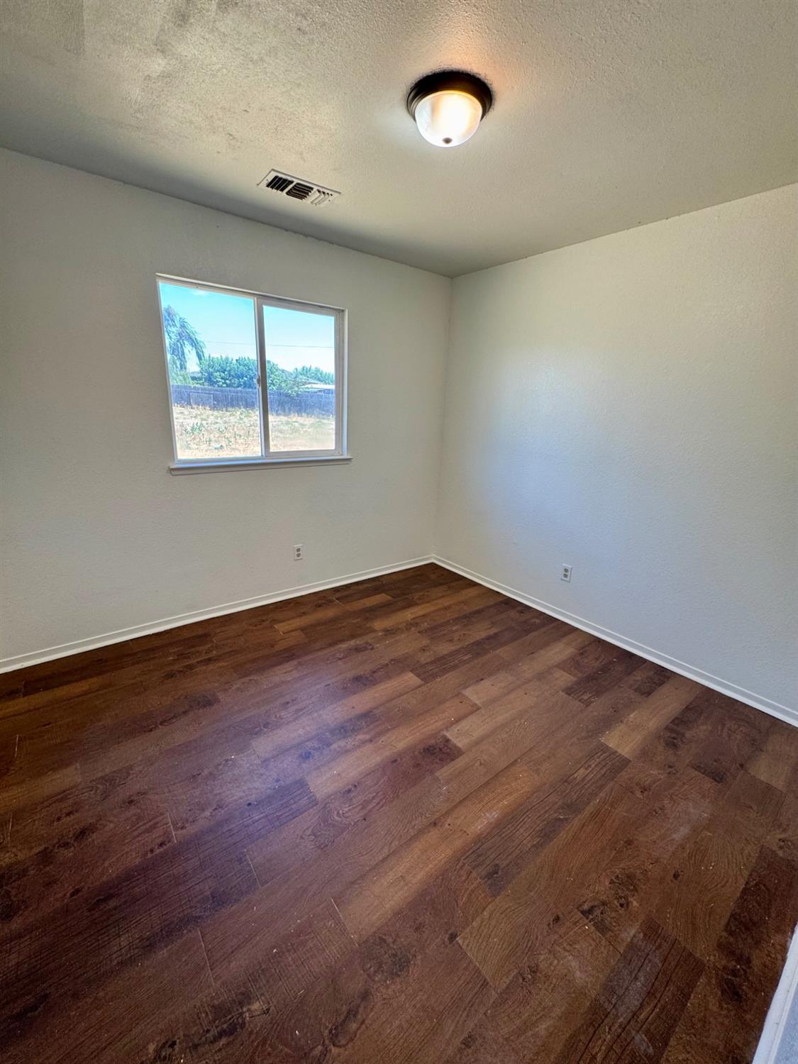 26295 Dillon Way, Madera, CA 93638