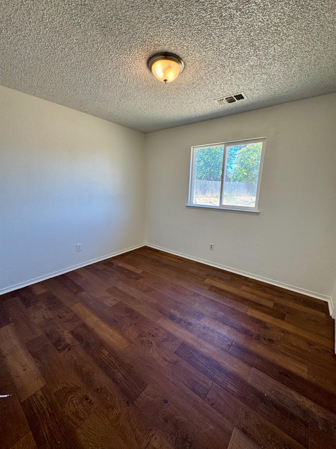26295 Dillon Way, Madera, CA 93638