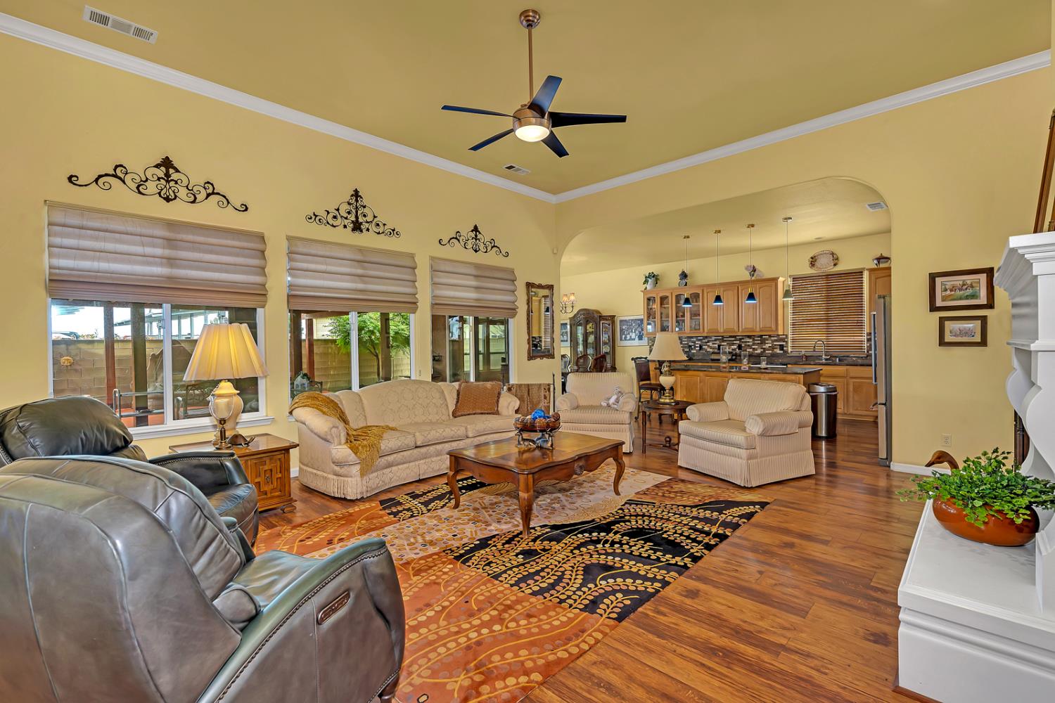 17028 Granite Falls Way, Madera, CA 93610