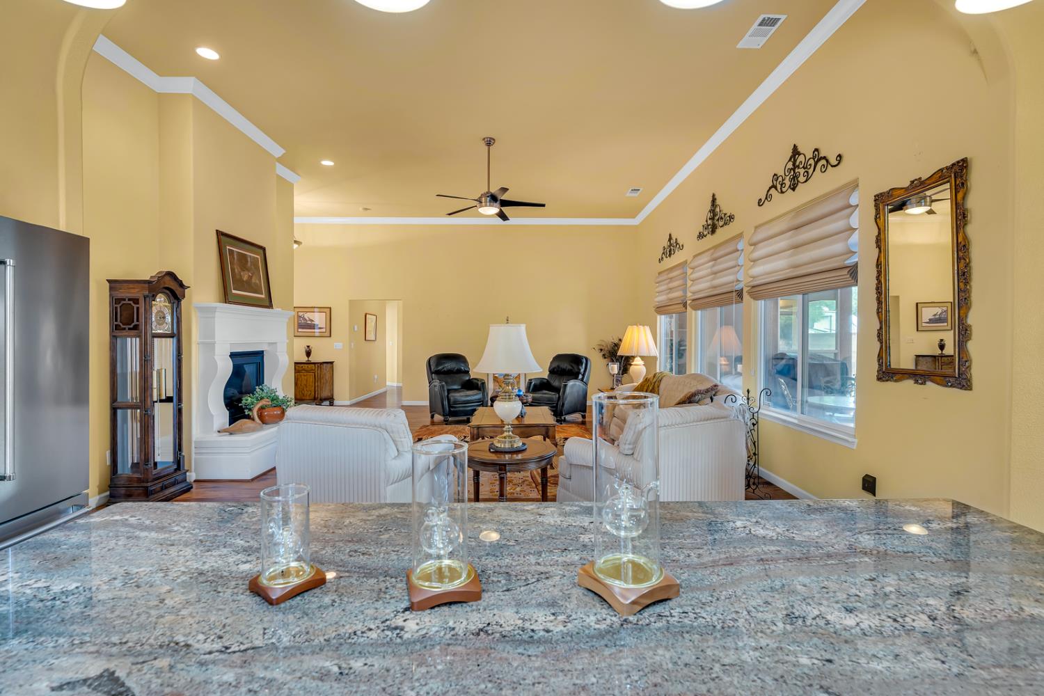 17028 Granite Falls Way, Madera, CA 93610