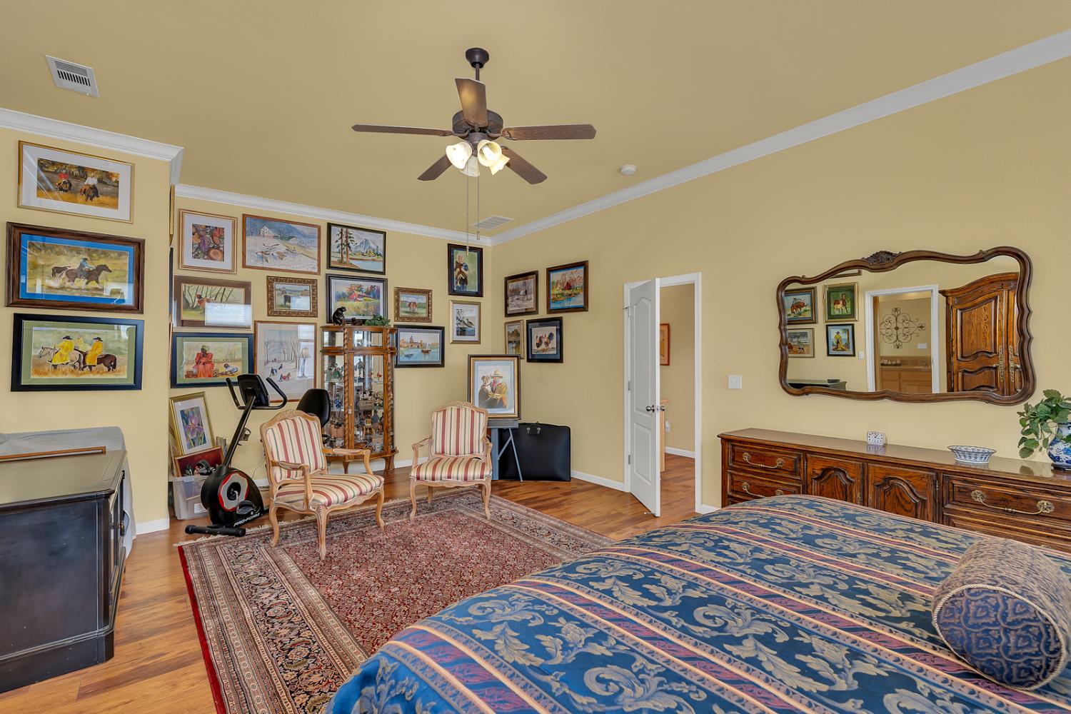17028 Granite Falls Way, Madera, CA 93610