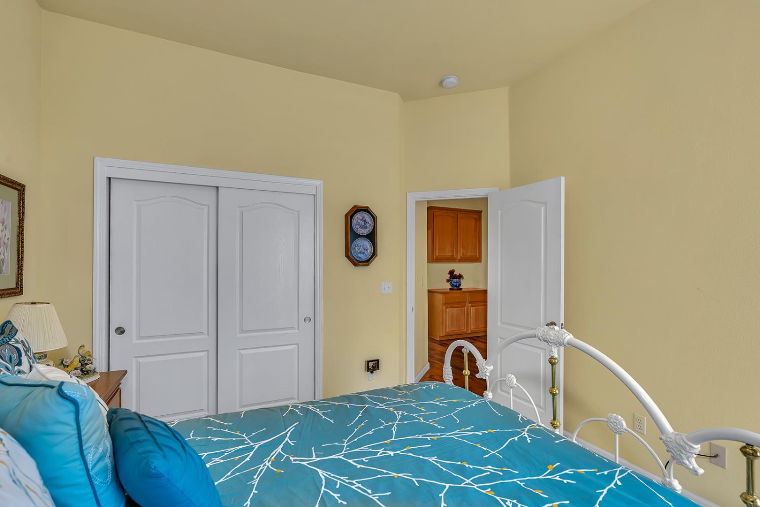 17028 Granite Falls Way, Madera, CA 93610