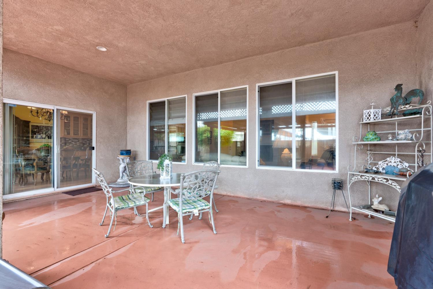 17028 Granite Falls Way, Madera, CA 93610