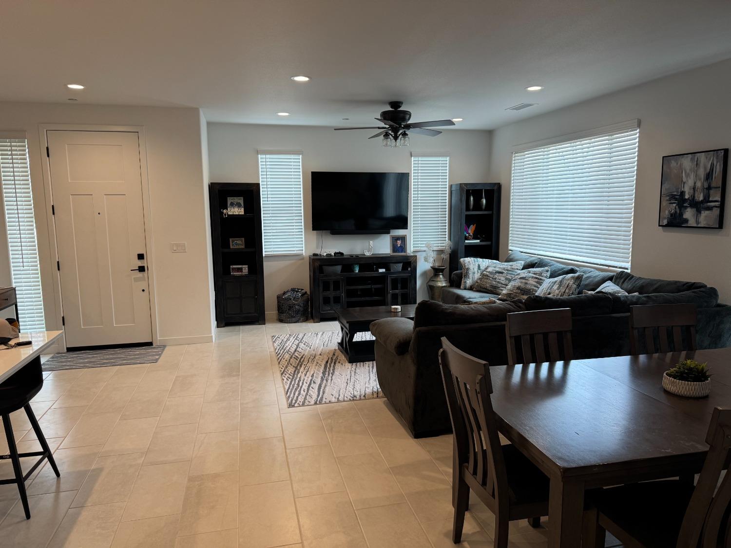 4035 Braden, Madera, CA 93636