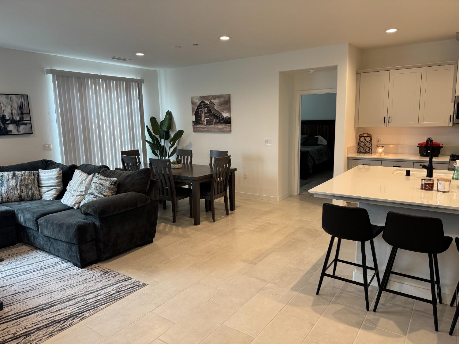 4035 Braden, Madera, CA 93636