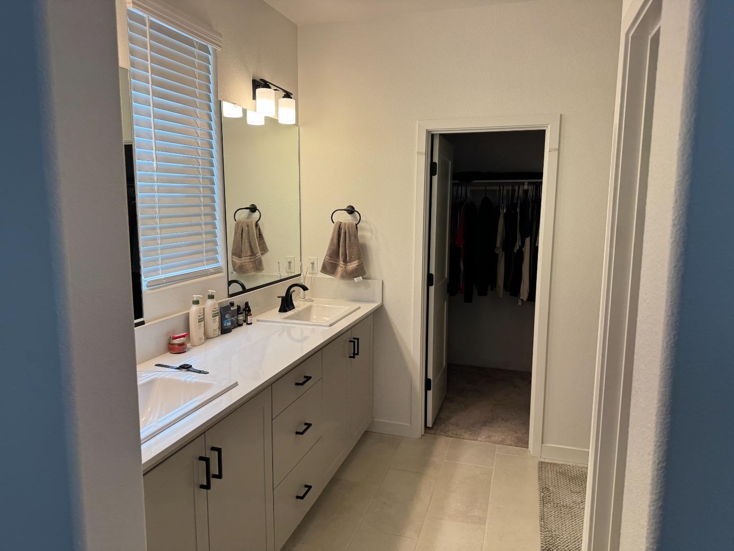 4035 Braden, Madera, CA 93636