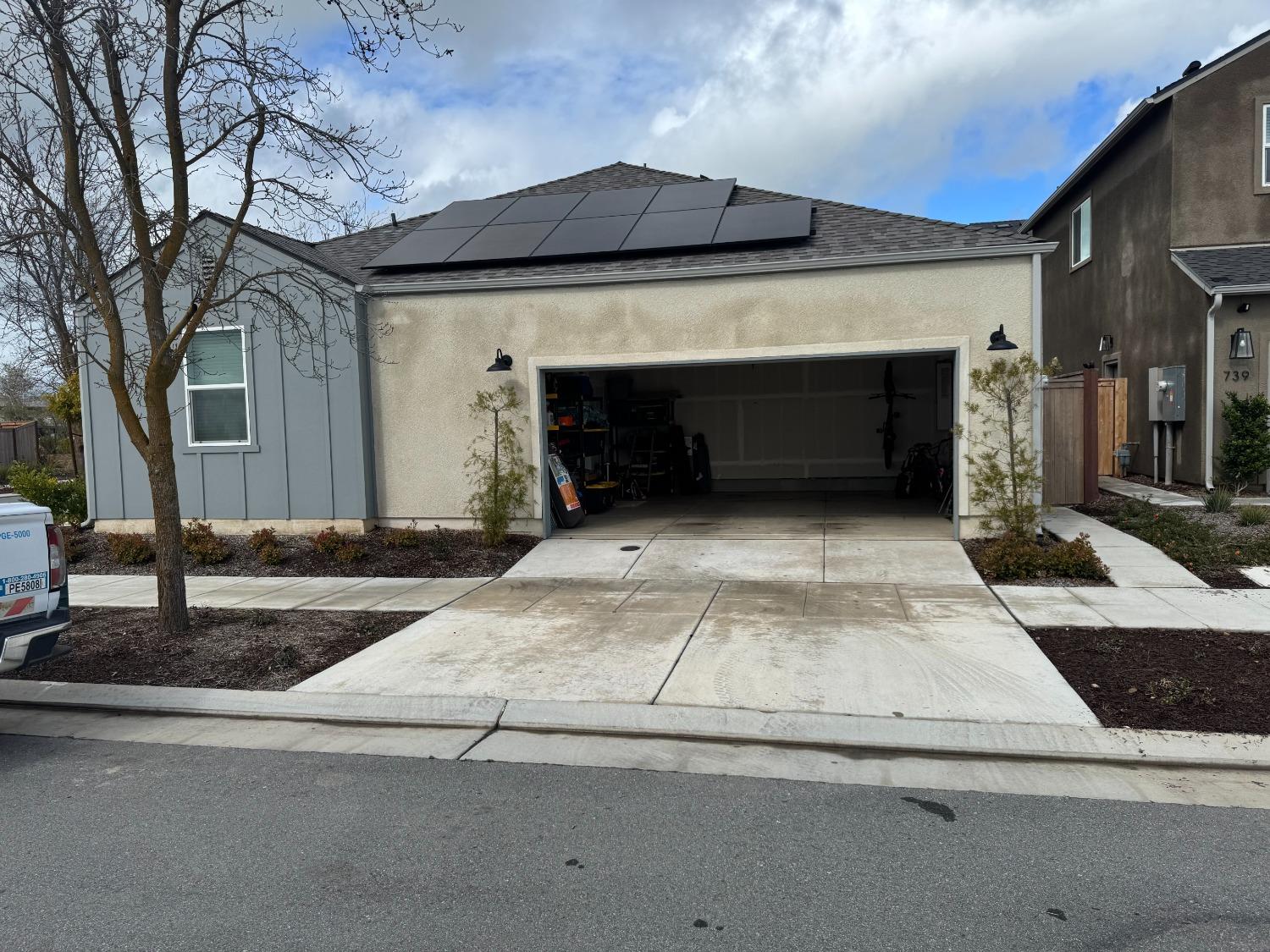 4035 Braden, Madera, CA 93636