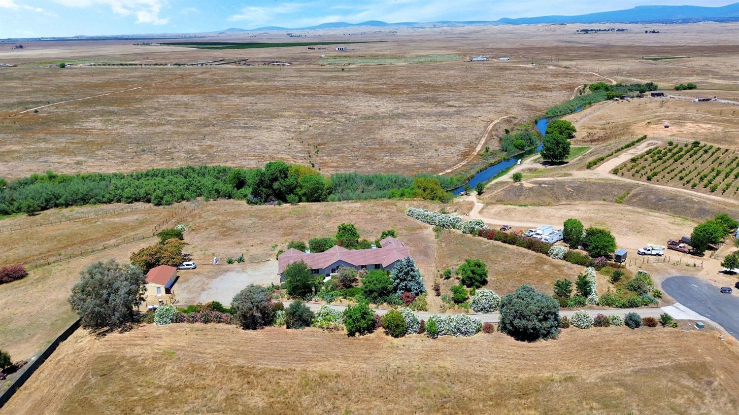 22250 stabulis Ct, Madera, CA 93638