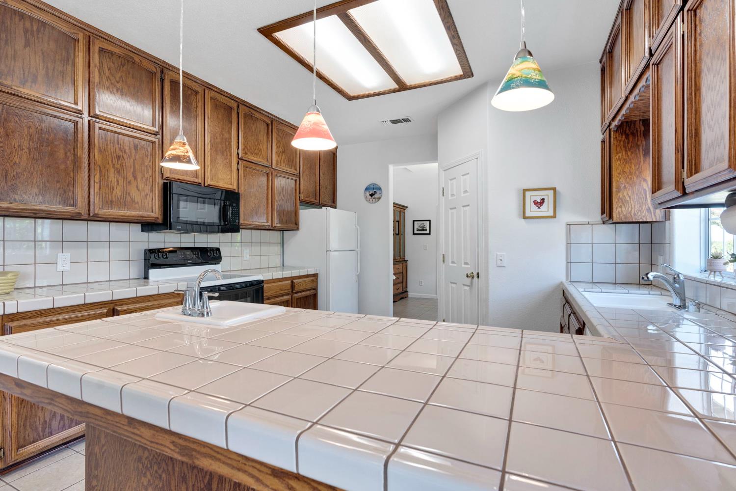 22250 stabulis Ct, Madera, CA 93638