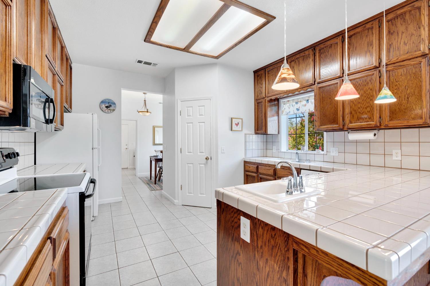 22250 stabulis Ct, Madera, CA 93638